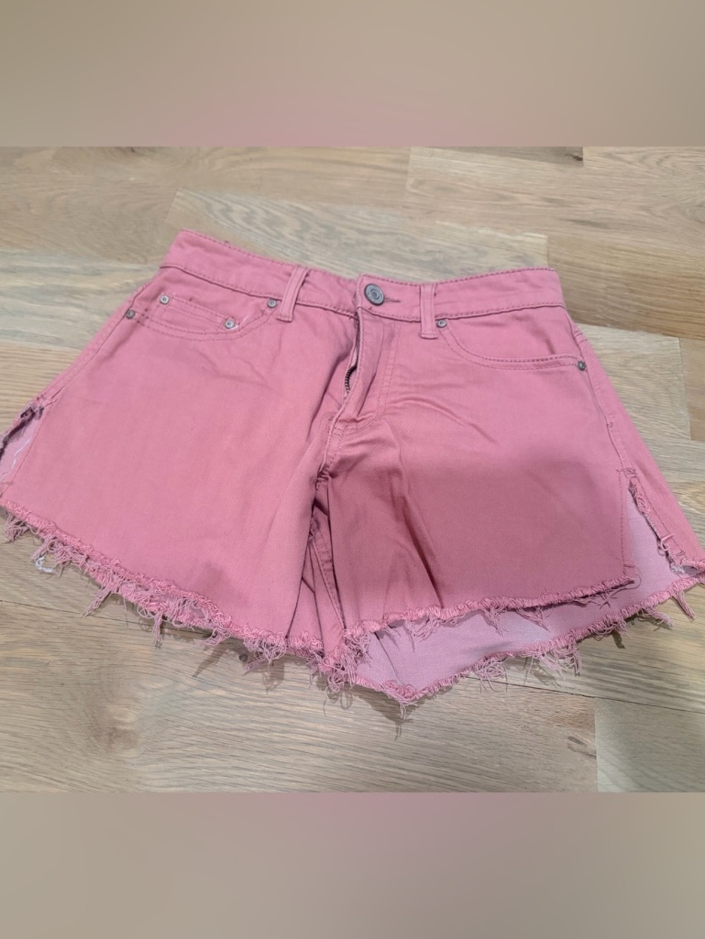 Women's Pink Frayed Hem Denim Shorts